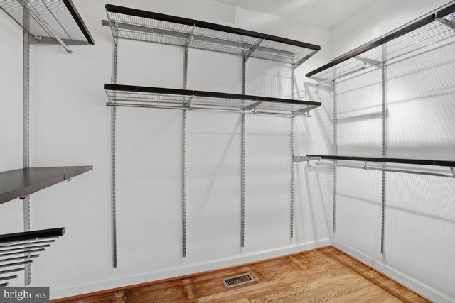 2007 SPRING BRANCH DR, Vienna, VA 22181