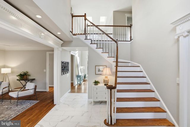 2007 SPRING BRANCH DR, Vienna, VA 22181