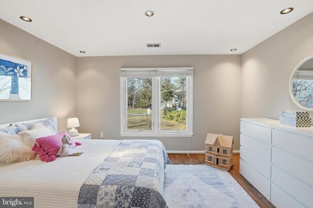 2007 SPRING BRANCH DR, Vienna, VA 22181