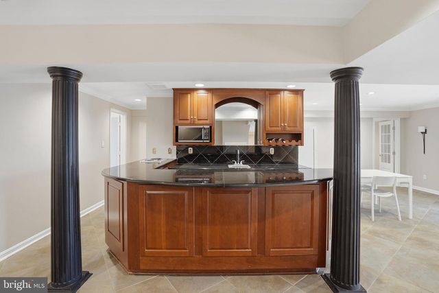 2007 SPRING BRANCH DR, Vienna, VA 22181