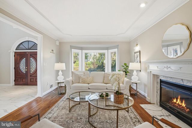 2007 SPRING BRANCH DR, Vienna, VA 22181