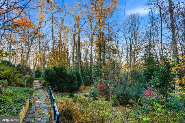 2007 SPRING BRANCH DR, Vienna, VA 22181