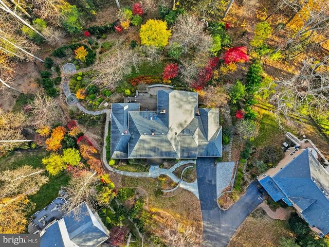 2007 SPRING BRANCH DR, Vienna, VA 22181