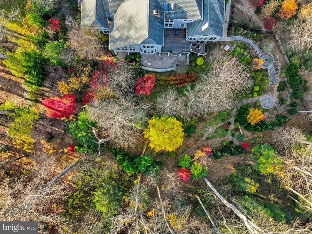 2007 SPRING BRANCH DR, Vienna, VA 22181