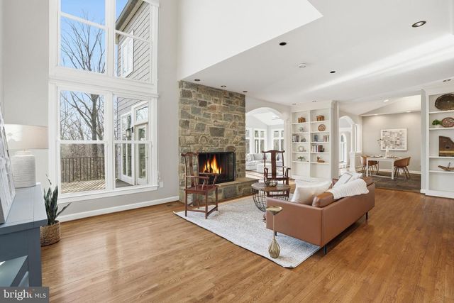 2007 SPRING BRANCH DR, Vienna, VA 22181