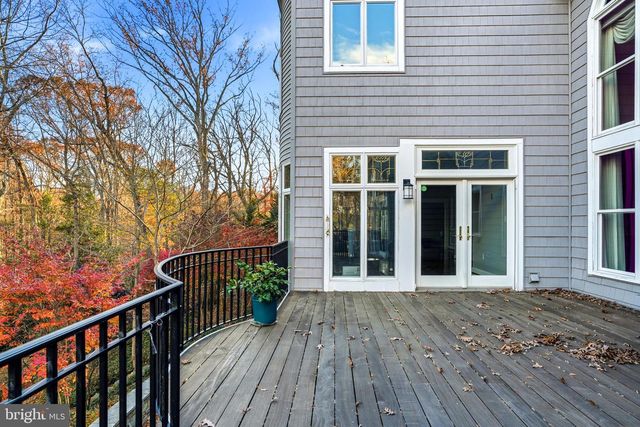 2007 SPRING BRANCH DR, Vienna, VA 22181