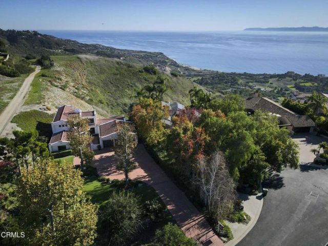 8 Burrell Lane, Rancho Palos Verdes, CA 90275