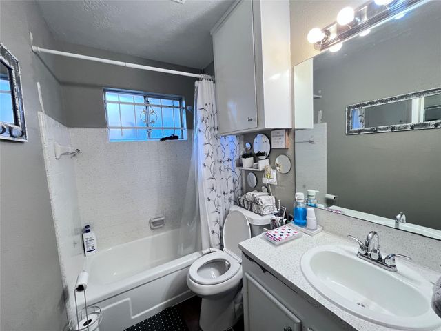 3506 Prudence Drive, Houston, TX 77045