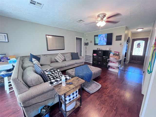 3506 Prudence Drive, Houston, TX 77045