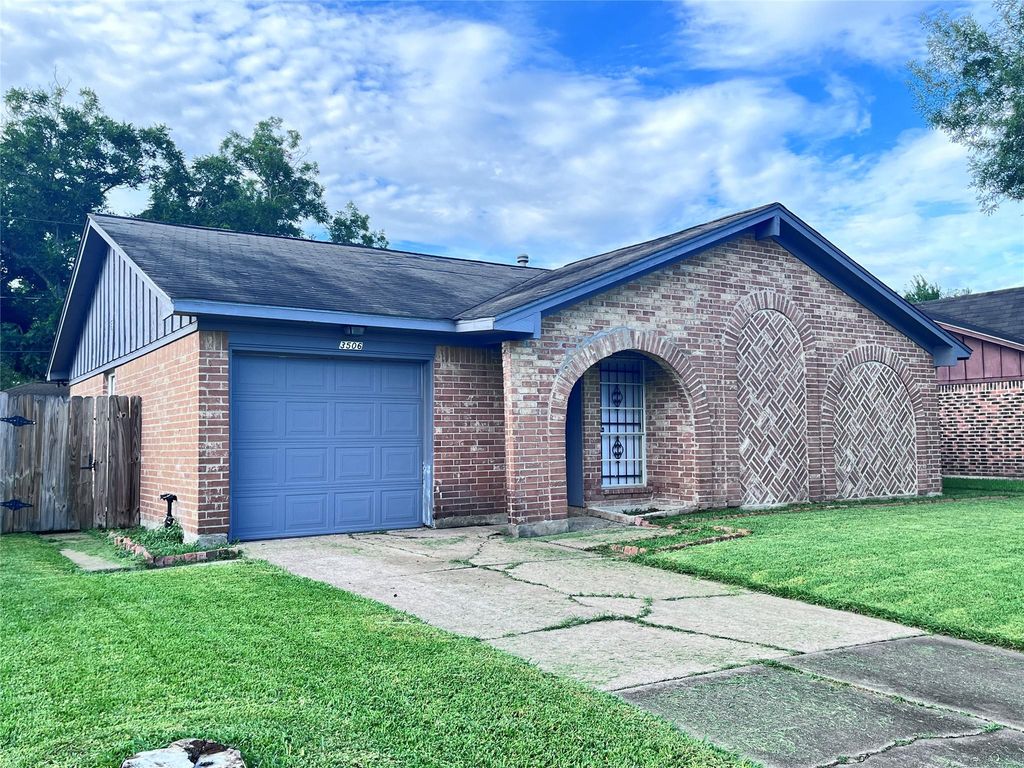3506 Prudence Drive, Houston, TX 77045