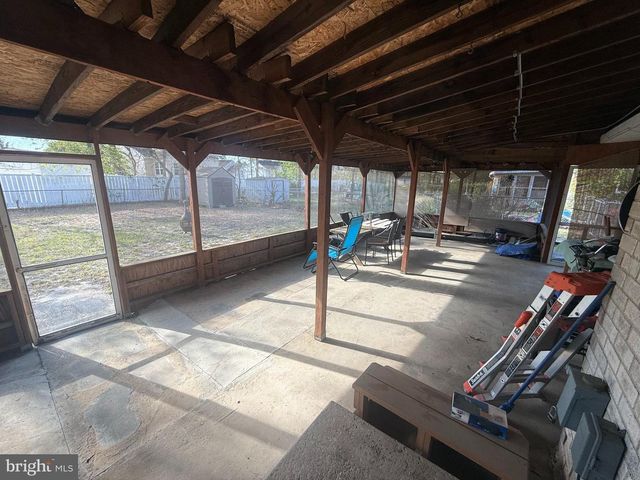 1001 LOUIS DR, Millville, NJ 08332