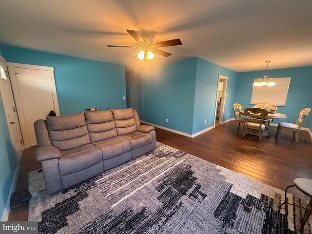1001 LOUIS DR, Millville, NJ 08332