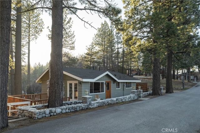 33037 Canyon Drive, Green Valley Lake, CA 92341