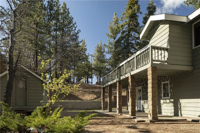 33037 Canyon Drive, Green Valley Lake, CA 92341