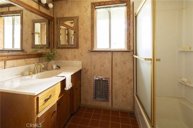 33037 Canyon Drive, Green Valley Lake, CA 92341