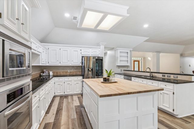 23818 Pin Oak Drive, Spring, TX 77389