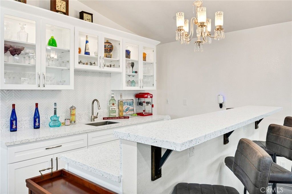 Image 13 of property listing at 1612 Brentwood, Hemet, CA 92545