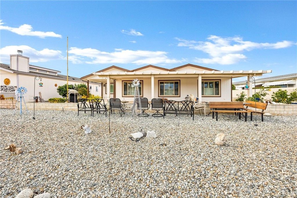 Image 37 of property listing at 1612 Brentwood, Hemet, CA 92545