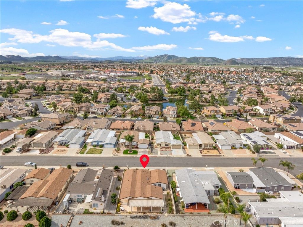 Image 44 of property listing at 1612 Brentwood, Hemet, CA 92545