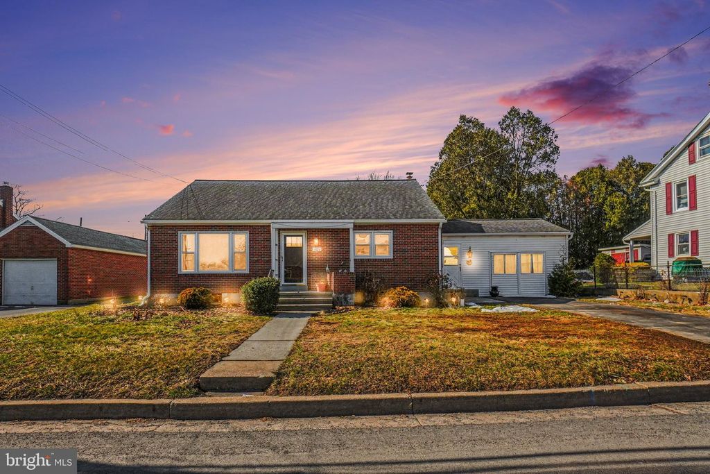 1105 STATE DR, Lebanon, PA 17042