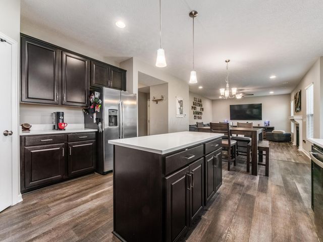440 Oakland Hills Loop, Commercial Point, OH 43116