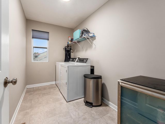 440 Oakland Hills Loop, Commercial Point, OH 43116