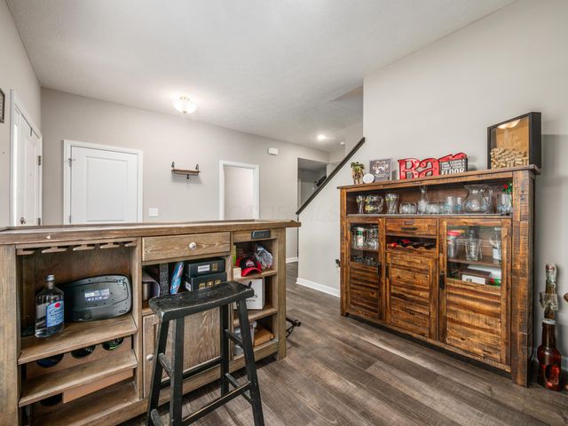 440 Oakland Hills Loop, Commercial Point, OH 43116