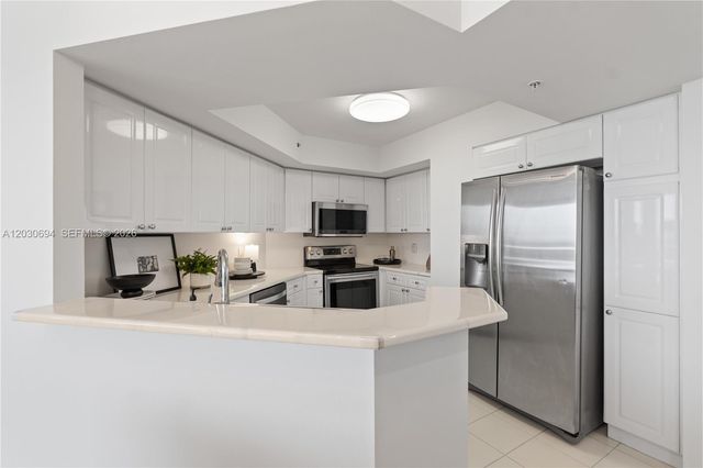 1800 Sunset Harbour Drive 1003, Miami Beach, FL 33139