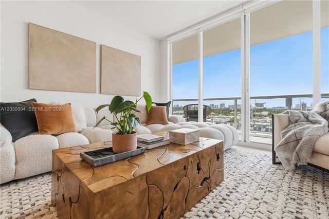 1800 Sunset Harbour Drive 1003, Miami Beach, FL 33139