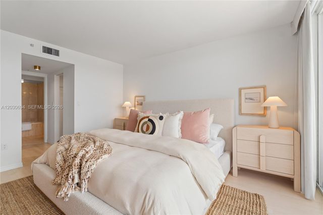 1800 Sunset Harbour Drive 1003, Miami Beach, FL 33139