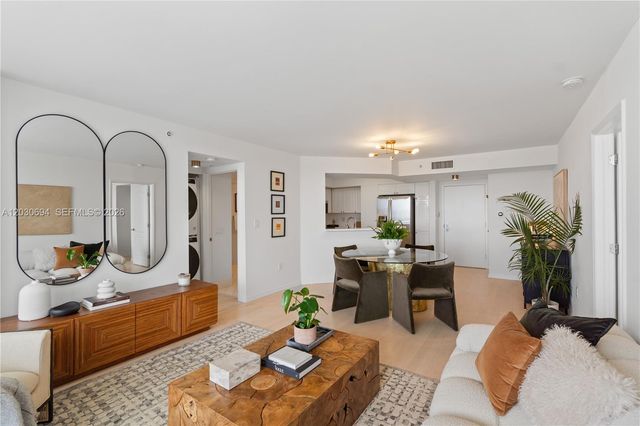 1800 Sunset Harbour Drive 1003, Miami Beach, FL 33139