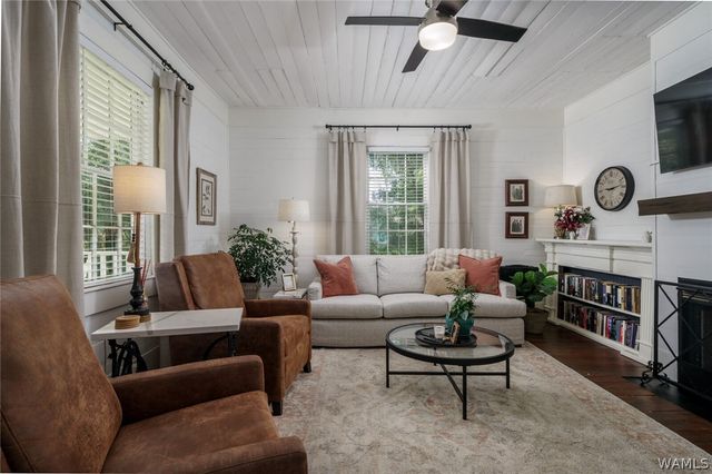 712 25TH, Northport, AL 35476