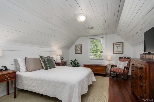 712 25TH, Northport, AL 35476