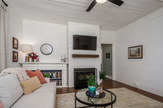 712 25TH, Northport, AL 35476