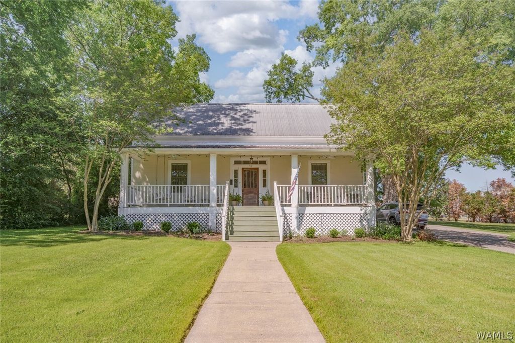 712 25TH, Northport, AL 35476