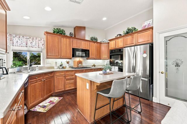 9013 Orchid Shade Dr, El Dorado Hills, CA 95762