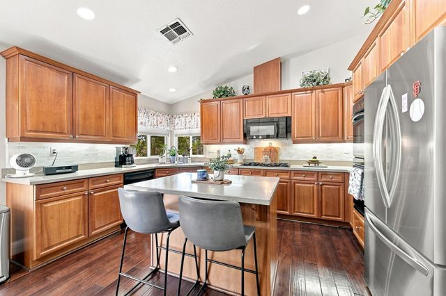 9013 Orchid Shade Dr, El Dorado Hills, CA 95762