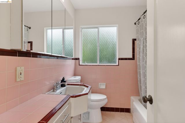 1825 Highland Pl. 1831, Berkeley, CA 94709
