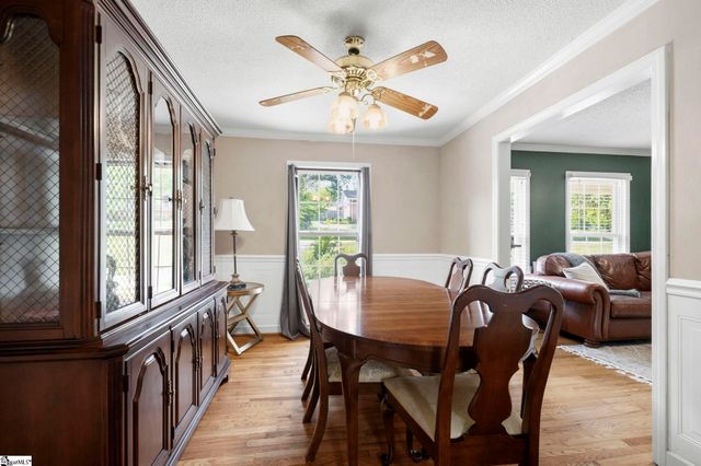 6 Chelsea Circle, Greenville, SC 29605