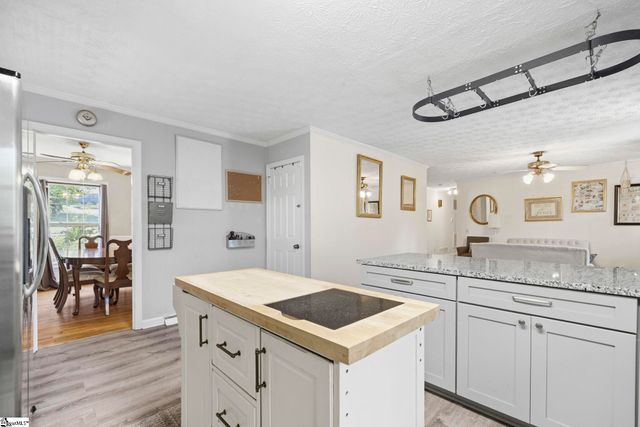 6 Chelsea Circle, Greenville, SC 29605