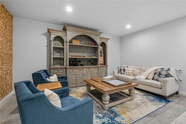 5214 Cordell Way, Fayetteville, AR 72704