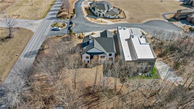 5214 Cordell Way, Fayetteville, AR 72704