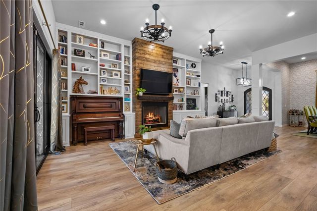 5214 Cordell Way, Fayetteville, AR 72704