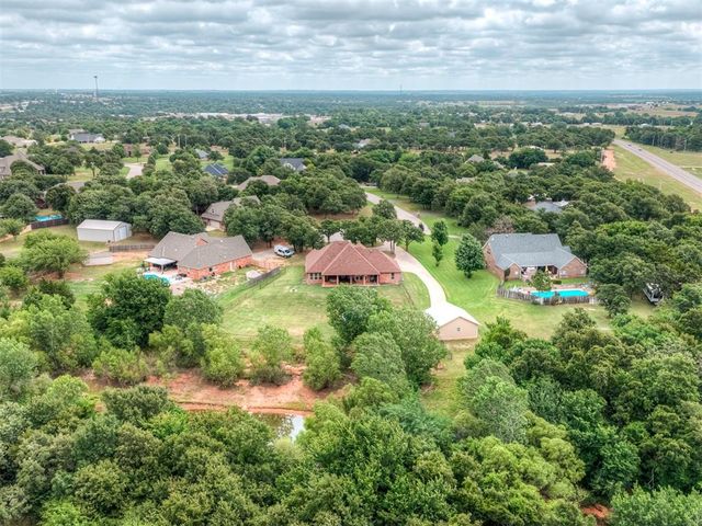 1900 Rock Oak Place, Blanchard, OK 73010