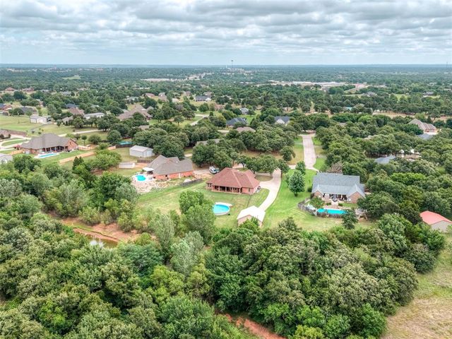 1900 Rock Oak Place, Blanchard, OK 73010