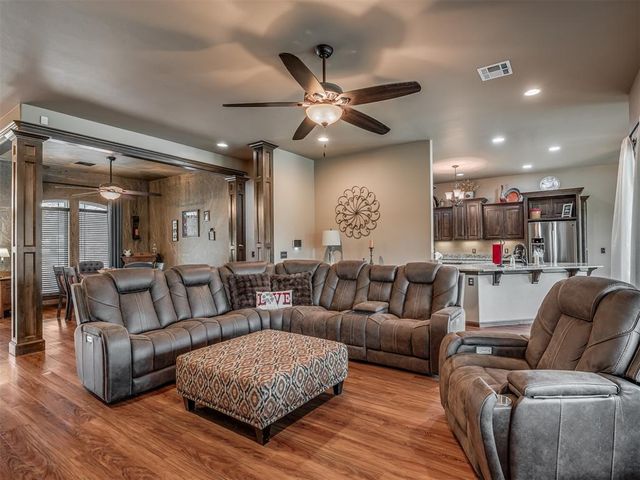 1900 Rock Oak Place, Blanchard, OK 73010