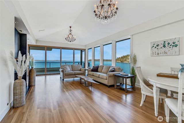 16331 Maplewild Avenue SW, Burien, WA 98166