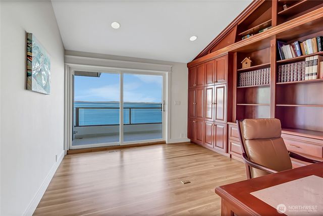 16331 Maplewild Avenue SW, Burien, WA 98166