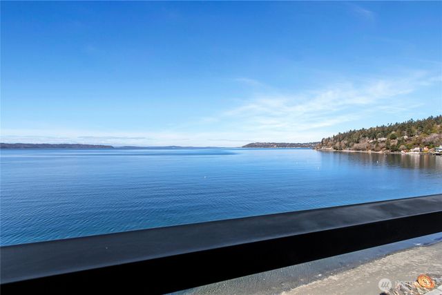 16331 Maplewild Avenue SW, Burien, WA 98166