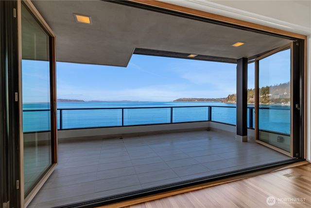 16331 Maplewild Avenue SW, Burien, WA 98166